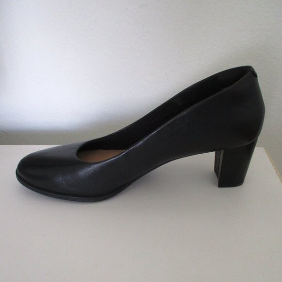 Clarks Cushion Plus Womens Black Faux Leather Pump w/2" Block Heel - Size 10M - Picture 5 of 9